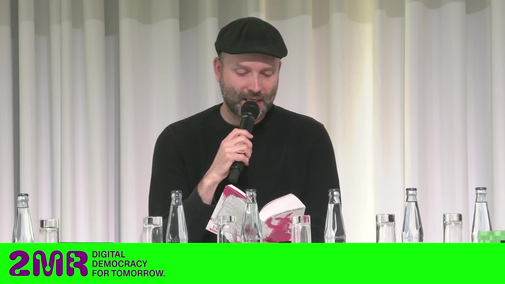 Marc-Uwe Kling: Fakten und Satire auf Peertube – What Works II